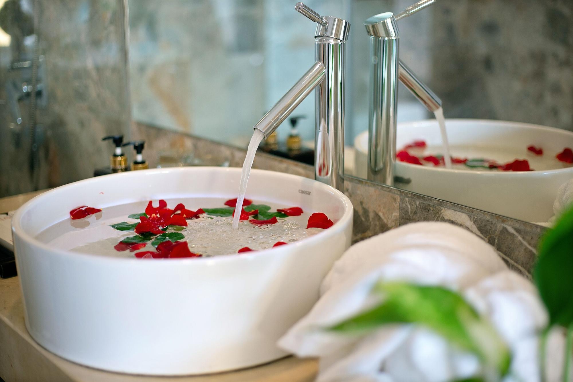 Hoi An Aurora Riverside Hotel And Spa Dış mekan fotoğraf