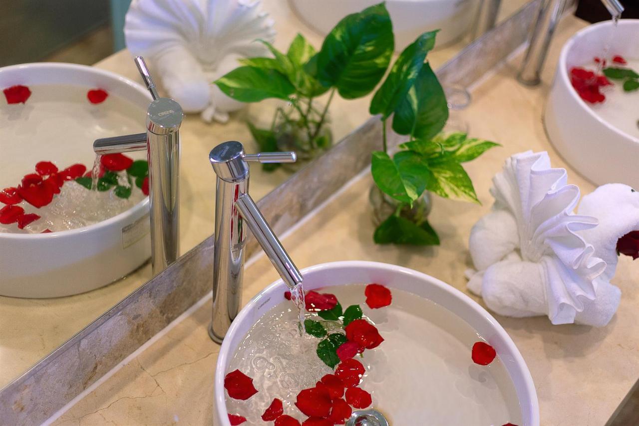 Hoi An Aurora Riverside Hotel And Spa Dış mekan fotoğraf